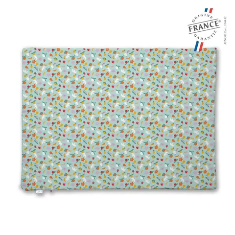 Le Tapis Magique imprimé Pique-nique estival, à plat sur fond blanc, avec le logo Origine France Garantie.
